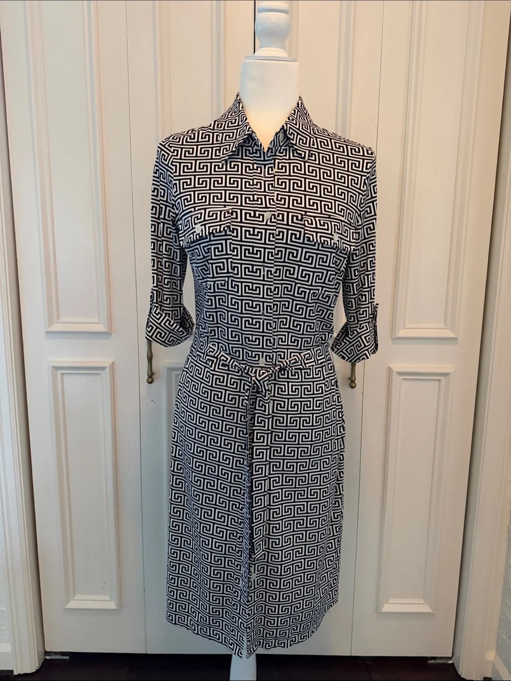 J. McLaughlin Black and White Geometric Print Button-Up - Worn Once - LIKE NEW